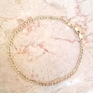 10k Solid Gold Figaro Link Beacelet.